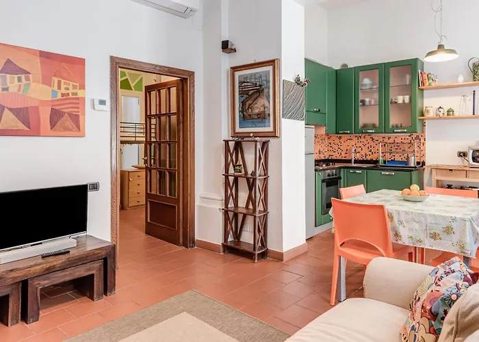 GardenHouseFirenze Familiare a 10 min dal centro,possibilità parcheggio-Careggi